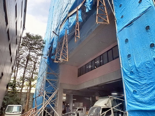 新北中和工地鷹架倒塌  2工人墜落受傷