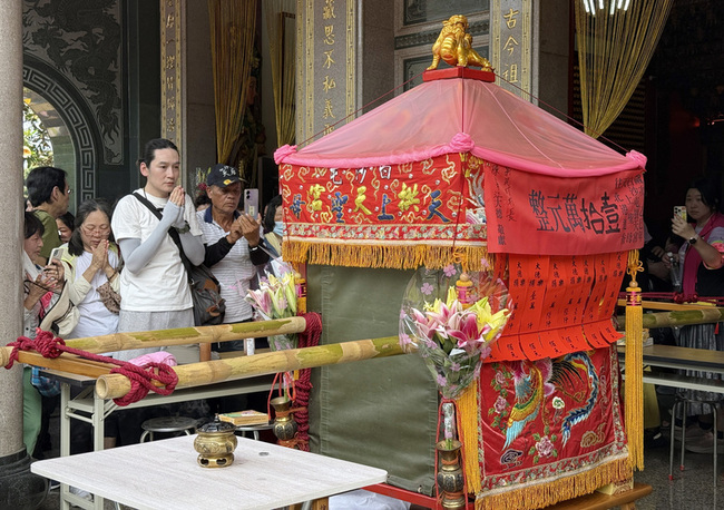 白沙屯媽祖回鑾首進南投名間 許淑華：百年盛事 | 華視新聞