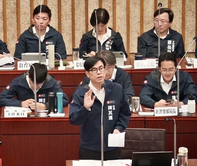 高鐵高雄站規劃地下聯通道 陳其邁：已納都更計畫 | 華視新聞