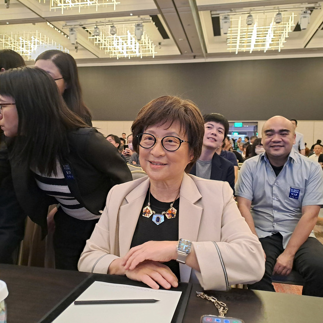 緯穎：赴美設廠成本高昂 工廠自動化成必然趨勢 | 華視新聞