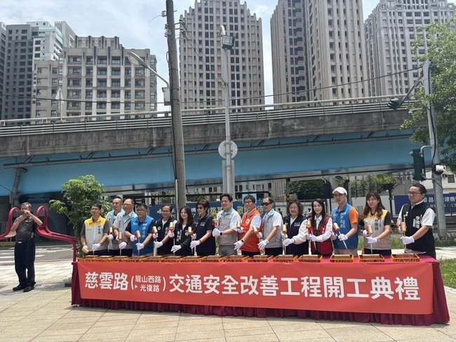 慈雲路壅塞 竹市啟動改善工程將新增1車道 | 華視新聞