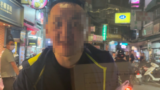 基隆醉男不滿罷團廣播太吵 攔車叫囂撕布條遭送辦