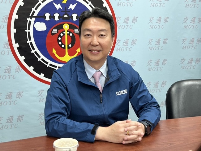 讓卓揆口誤中央全額負擔嘉義輕軌 交通部長致歉 | 華視新聞