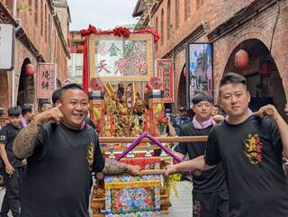 金門9日迎城隍  慶賀團遶境暖身台港隊伍助陣