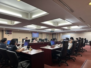 議員提案增鄰長補助 北市民政局允增1千元工作費