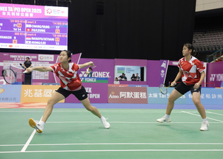 「最強高中生」孫亮晴、陳妍妃 台北羽賽女雙晉8強
