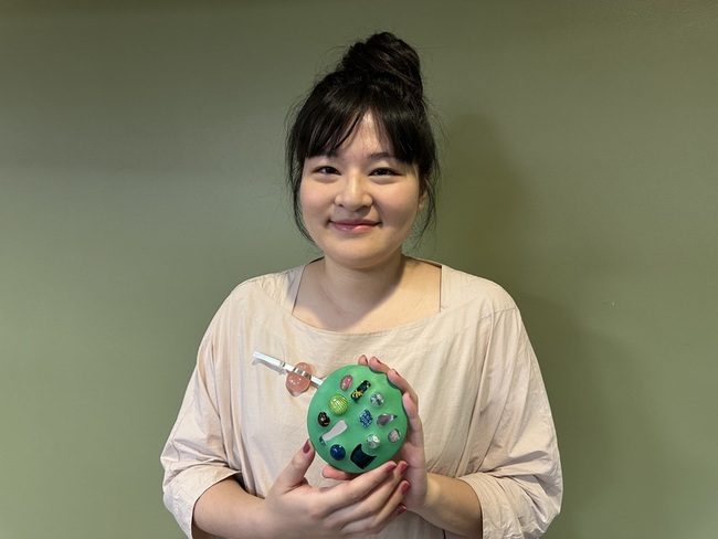 一定要出門才會被看到 台首飾創作者吳沛璇紐約試水溫 | 華視新聞