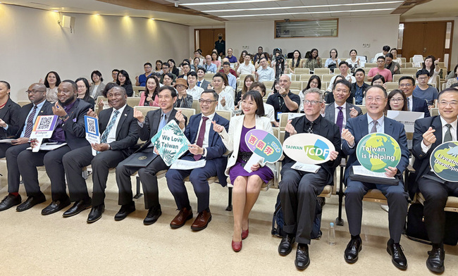 國合會辦國際開發援助論壇 陳明祺：實現榮邦共好 | 華視新聞