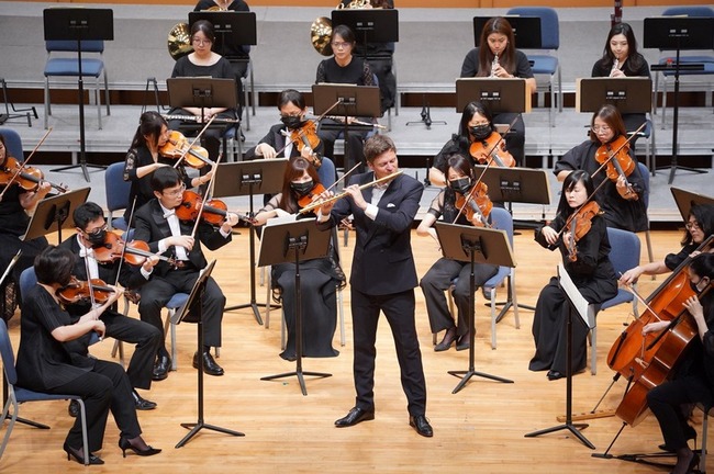 維也納愛樂長笛首席舒茲演而優則指  來台獻經典 | 華視新聞