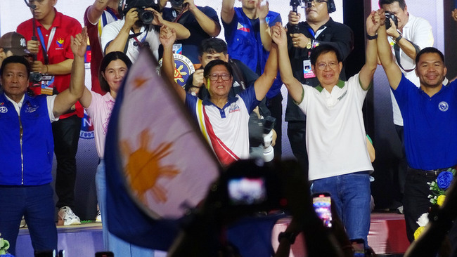 菲期中選舉造勢晚會 小馬可仕重申主權領土不退讓 | 華視新聞