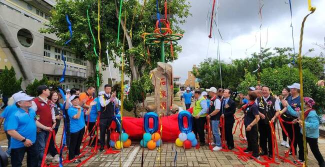 馬公石泉國小建校百年 紀念碑揭牌 | 華視新聞