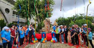 馬公石泉國小建校百年 紀念碑揭牌