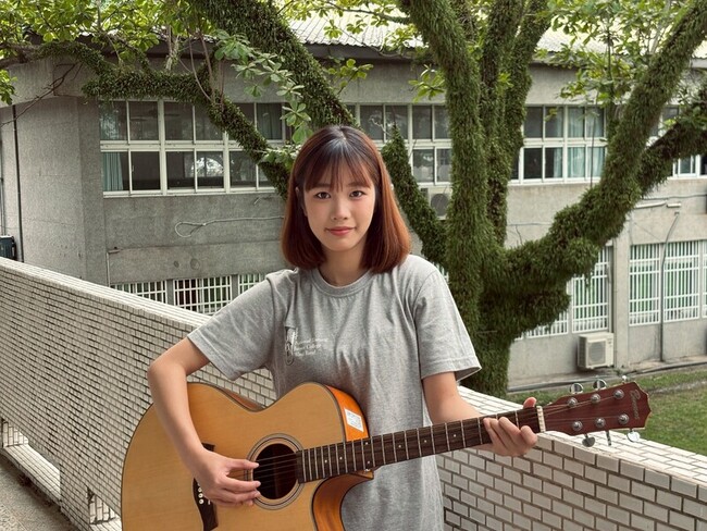 彈吉他的手也能砌磚 偏鄉女孩考取國立土木科 | 華視新聞