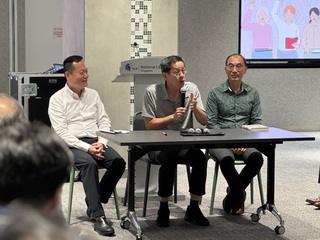 劉克襄星國導讀著作 文圖交錯分享母子另類旅行