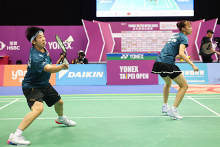 台北羽球賽 謝沛珊、洪恩慈女雙相隔17年地主奪冠