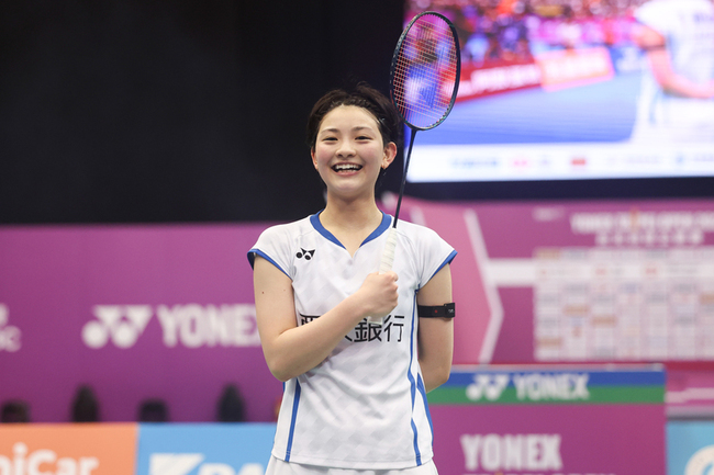 台北羽球賽女單可愛對決 宮崎友花首度參賽就摘金 | 華視新聞