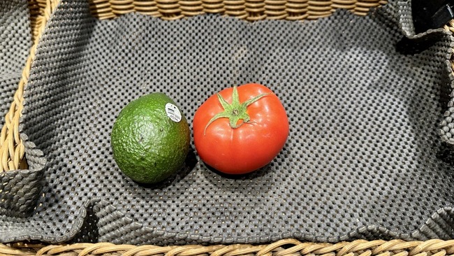 7旬翁自稱新北前警官 涉偷兩個水果遭逮送辦 | 華視新聞