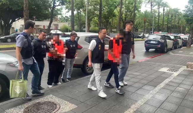 男子疑因舊怨涉持刀傷人 遭高市警逮捕法辦 | 華視新聞