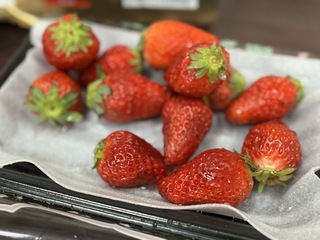 進口草莓農藥殘留違規  知名超市上榜