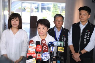 盧秀燕邀黃仁勳訪台中  嚐美食逛夜市