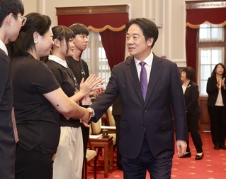 賴總統肯定青志獎得主 期勉繼續保有關懷社會初心