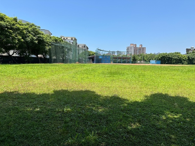 淡水某棒球場租用費比職棒球場貴 新北市研議調降 | 華視新聞