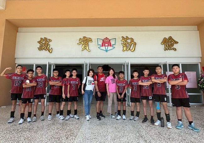 中華盃國小排球錦標賽 雲林橋頭、麥寮雙雙奪冠 | 華視新聞