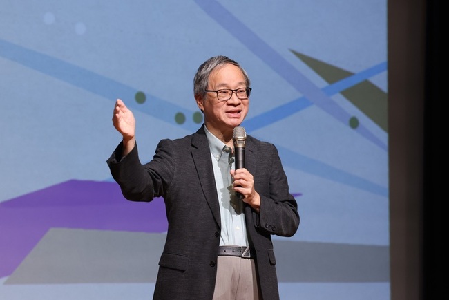 綠島人權藝術季 李遠：用藝術理解白恐受難者傷痛 | 華視新聞