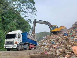 竹東鎮垃圾暫置場 完成裸露垃圾去化