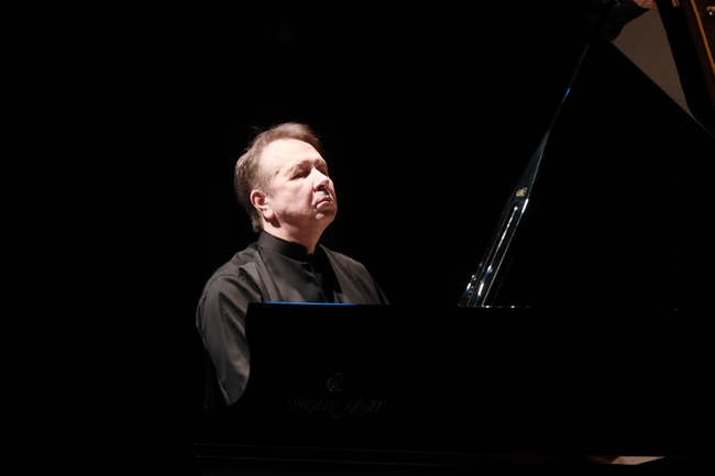 古典樂像大海  普雷特涅夫潛海深尋樂譜新生命 | 華視新聞