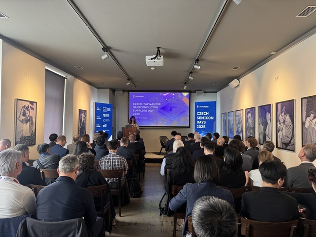 台捷半導體供應商日 台商踴躍參與評估拓歐市場 | 華視新聞
