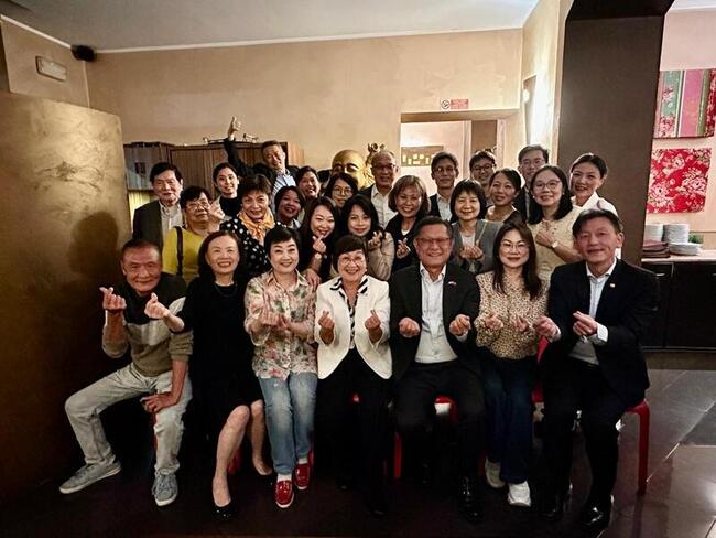 徐佳青訪問米蘭 義僑界發起支持台灣參與WHA | 華視新聞