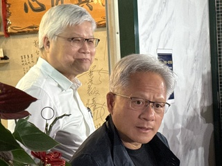 與台積電團隊晚餐暢談3小時 黃仁勳讚氣氛很棒