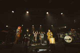 Tizzy Bac遇鐵粉笑稱自己才是loser  巡演加開