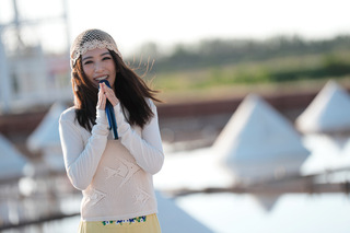 田馥甄美聲配鹽田夕陽開唱 邀觀眾念禱詞感謝土地