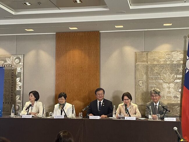 世衛行動團日內瓦國際記者會  友邦官員發聲力挺 | 華視新聞