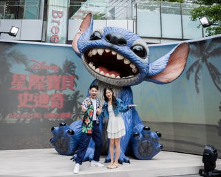 史迪奇巨型雕像現蹤信義區 金針菇自曝是20年粉絲