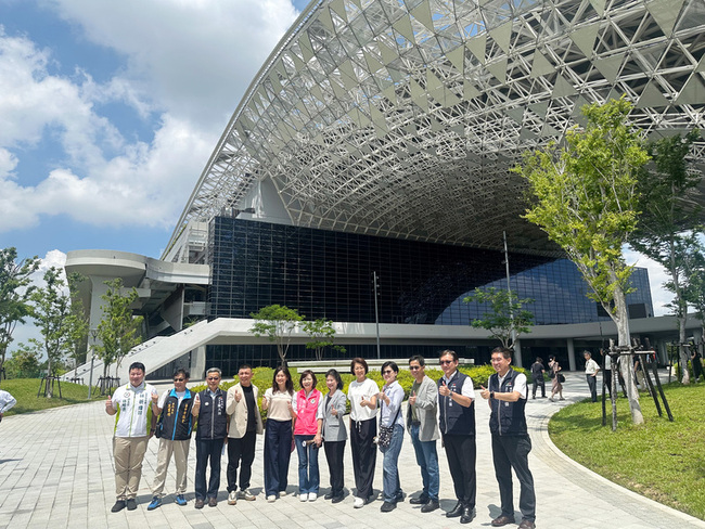 台中會展中心、綠美圖將試營運 議員憂交通旅宿不足 | 華視新聞