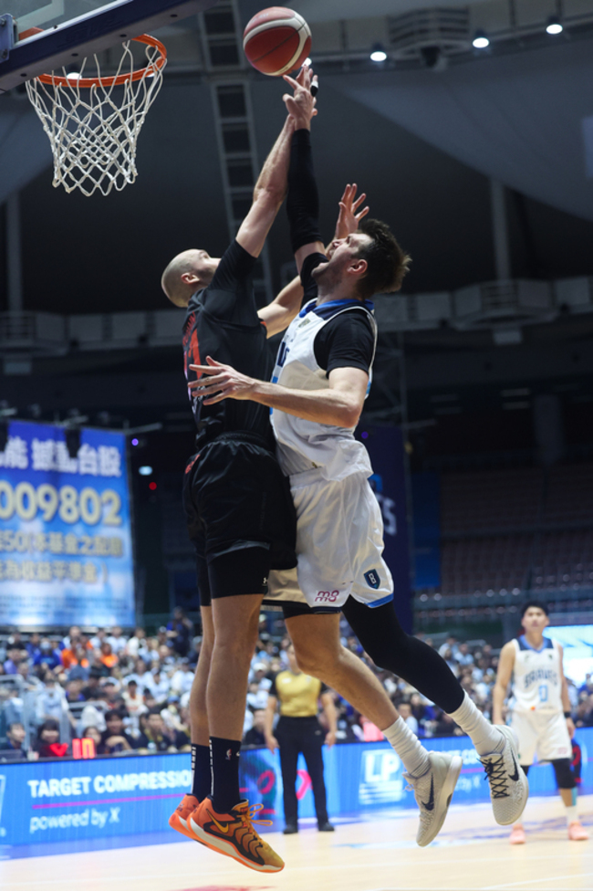 PLG盧峻翔砍19分領軍 領航猿勝勇士逼出第7戰 | 華視新聞