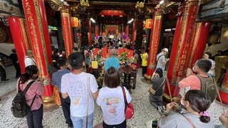 白沙屯媽祖閉關12天後開爐  拱天宮：進香圓滿