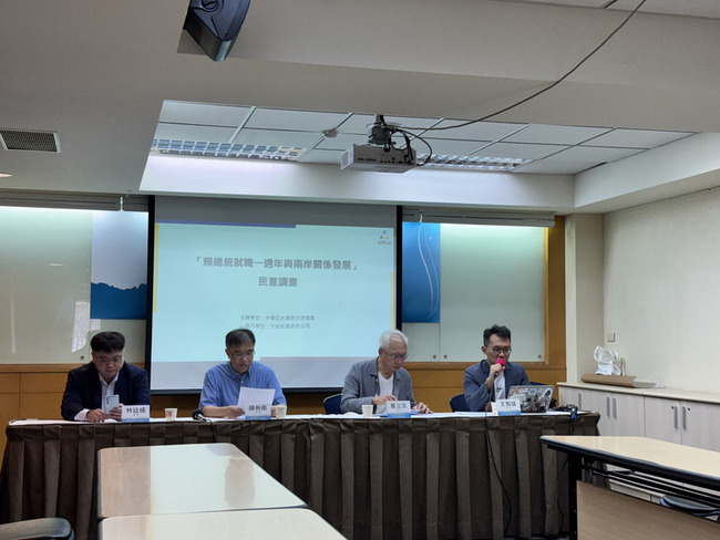 向在野黨進行國安簡報 民調顯示逾6成民眾滿支持 | 華視新聞