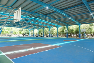 虎科大光電風雨球場啟用  年均發電量估逾67萬度