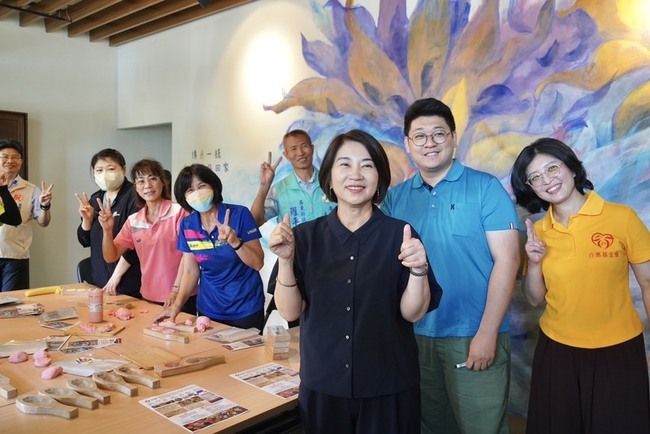 屏東大新國小閒置校舍 再生為大新全齡共創基地 | 華視新聞