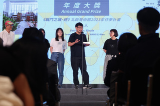 張立人奪台新藝術獎大獎  盼展覽獻給努力生活的人