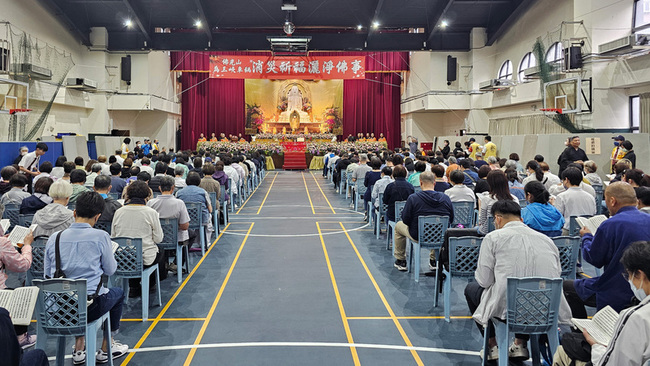 三峽重大車禍  佛光山辦法會祈福灑淨 | 華視新聞