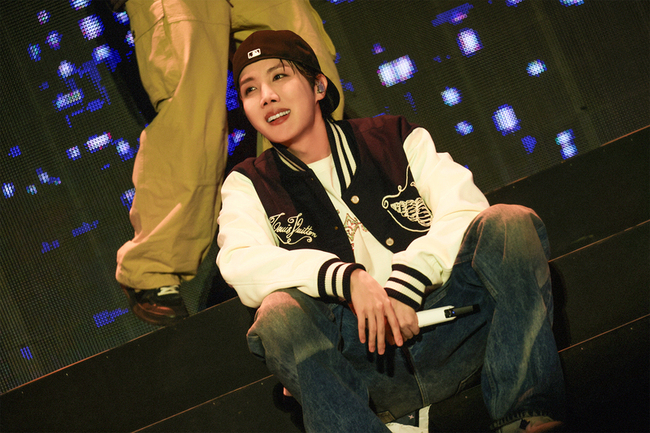 BTS成員j-hope來台開唱 飆中文撩粉「真的很開心」 | 華視新聞