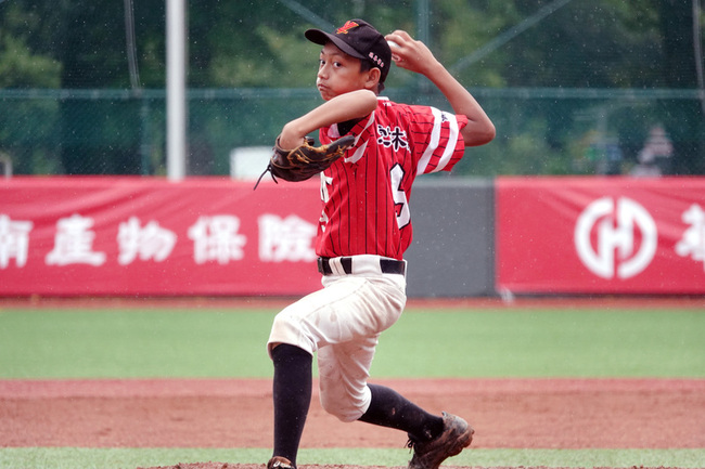 華南少棒谷瀚文好投率雲林敗部搶勝 偶像是江坤宇 | 華視新聞