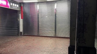 南投市銀樓遭搶38萬金項鍊 警漏夜緝獲犯嫌