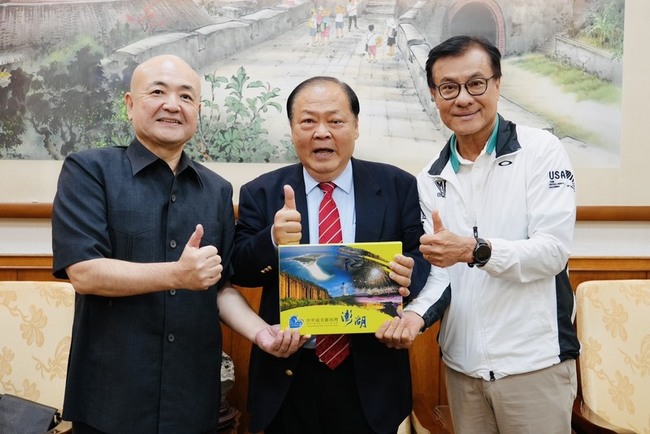 日本駐台代表拜會 陳光復盼推動澎日觀光交流 | 華視新聞