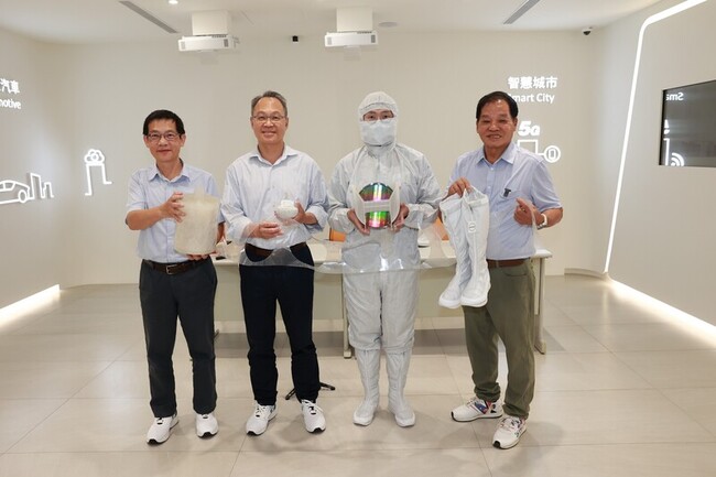 高大攜手企業循環應用廢膠帶 製成抗靜電鞋大底 | 華視新聞